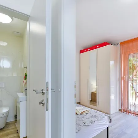 Cascada With Private Jacuzzi And Private Parking *