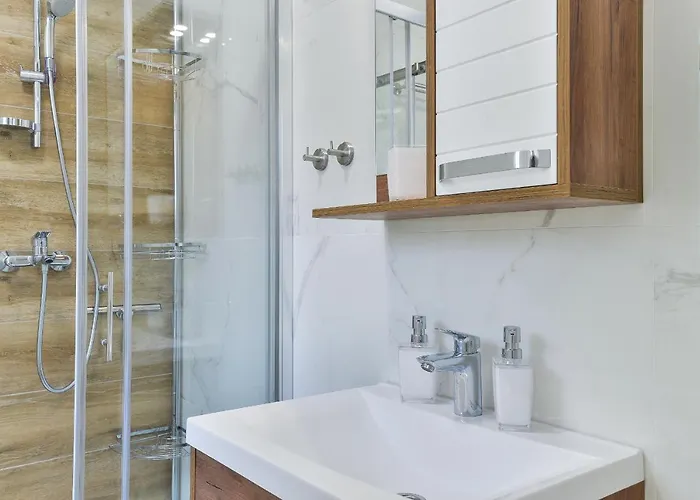 Cascada By Adex Travel Villa *