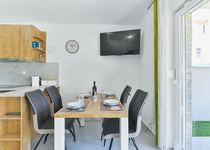 Cascada By Adex Travel ヴィラ スタリグラード